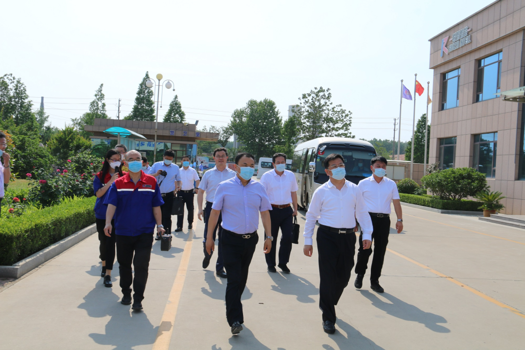 青島市市委常委、政法委書記程德智一行到定點(diǎn)包聯(lián)企業(yè)銳智智能，實(shí)地調(diào)研、紓困解難！